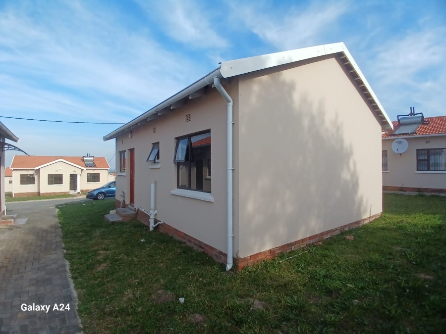 2 Bedroom Property for Sale in Graceland Eastern Cape
